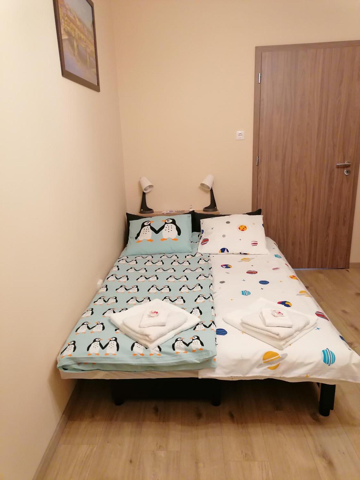Szekszárd Central Park Apartman מראה חיצוני תמונה